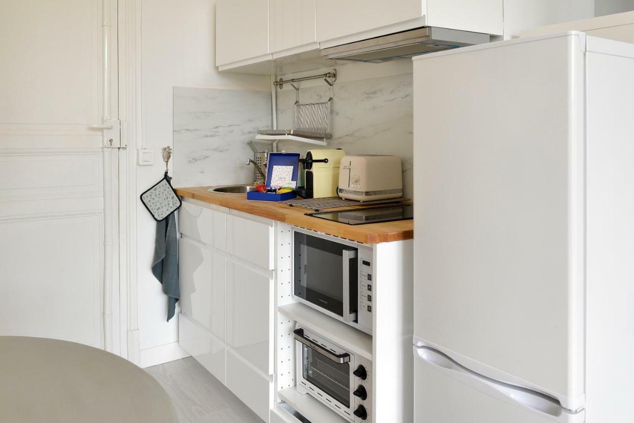 אורליאן Appartement Avec Belle Vue Sur La Place Du Martroi מראה חיצוני תמונה