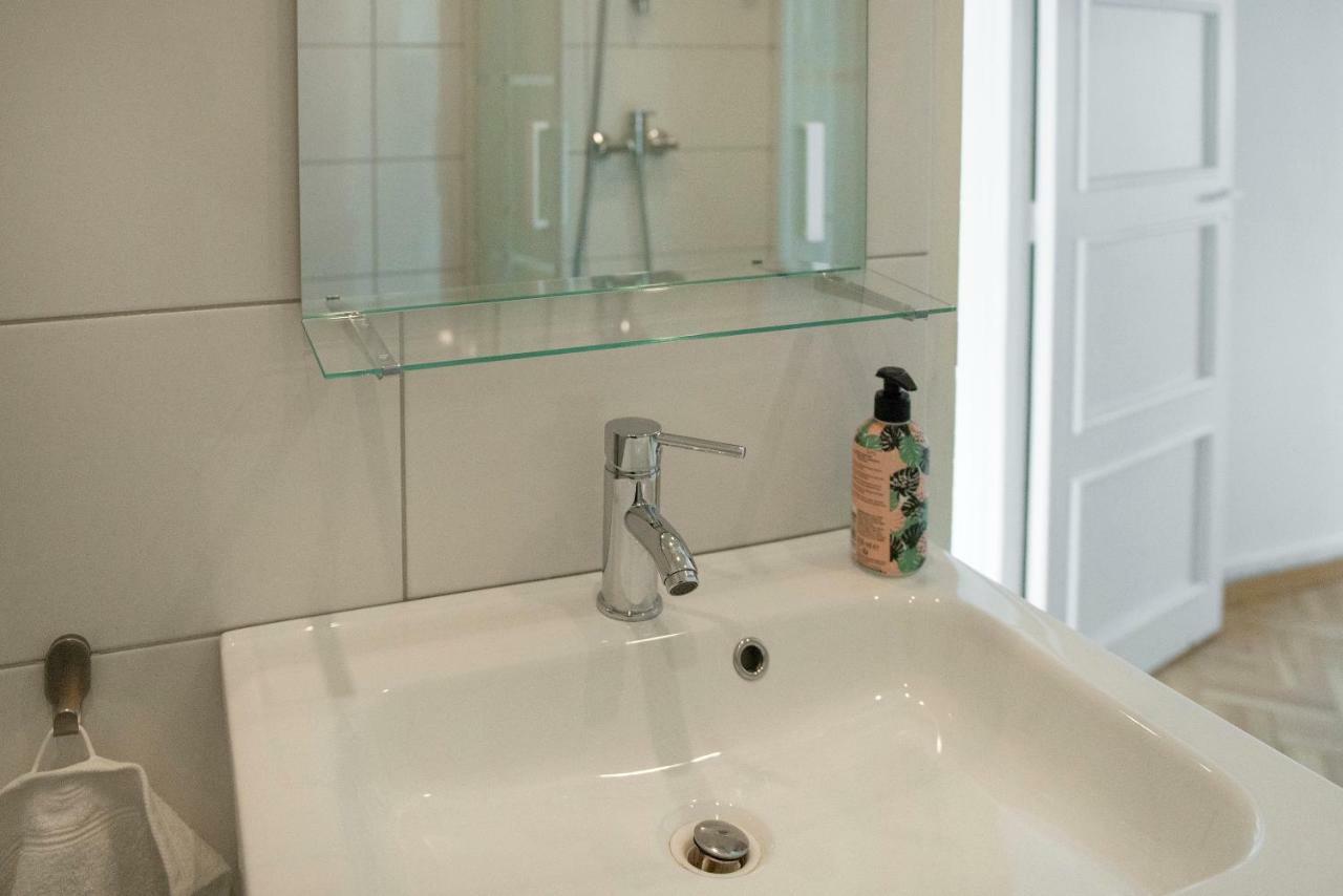 אורליאן Appartement Avec Belle Vue Sur La Place Du Martroi מראה חיצוני תמונה